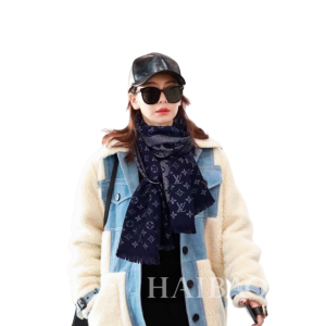 LOUIS VUITT0N 路易威登  山羊绒 闪金花纹