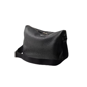 PRADA 普拉达  皮革 斜挎单肩包  男款