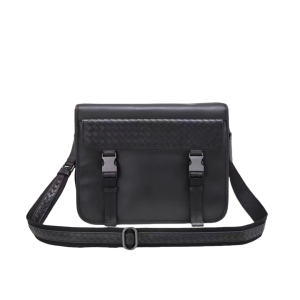 BOTTEGA VENETA 葆蝶家  打蜡胎牛皮 男士斜挎包