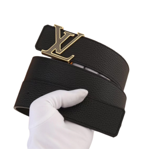 LOUIS VUITT0N 路易威登  40mm 粒面牛皮革 平滑扣