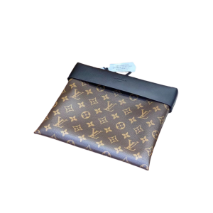 LOUIS VUITT0N 路易威登  Pochette Tuileries手袋